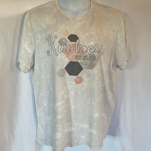 Kindness graphic tee size XXL